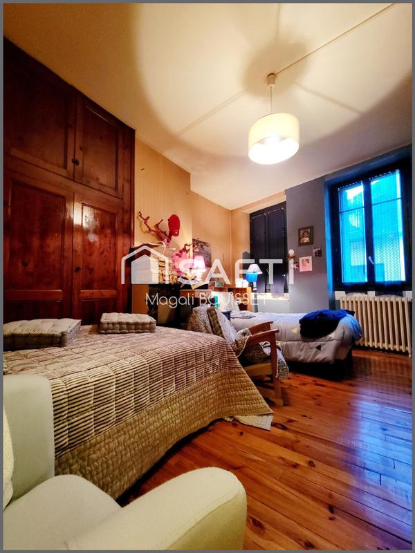 Maison de ville - 195 m² - 8 pièces