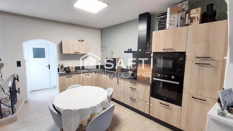 Maison - 121 m² - 6 pièces