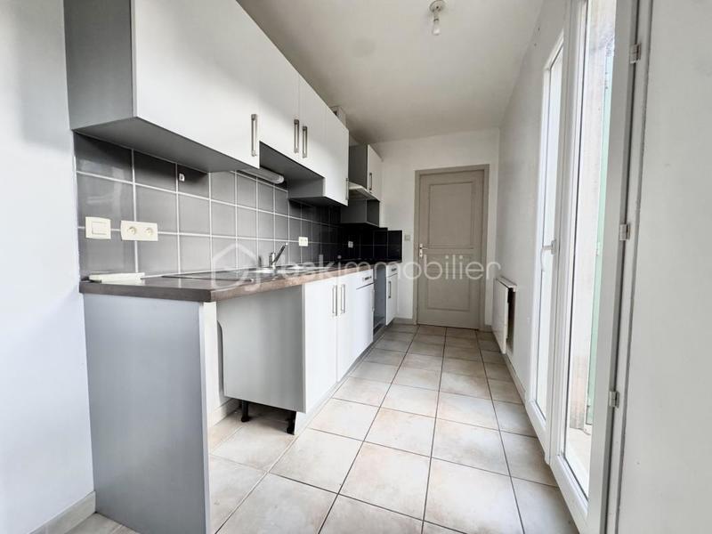 Appartement - 99 m² - 5 pièces