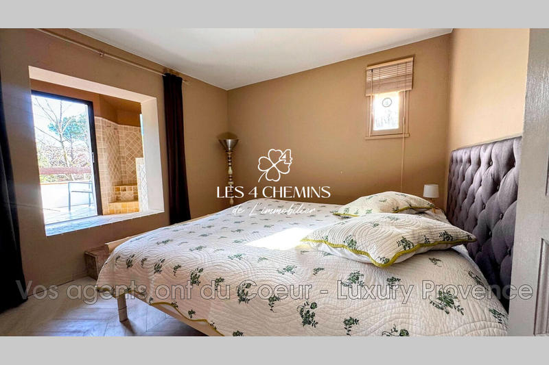 Maison - 194 m² - 5 pièces