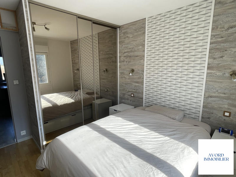 Maison - 148 m² - 7 pièces