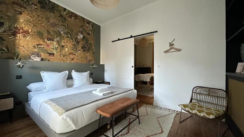 Propriété - 207 m² - 9 pièces