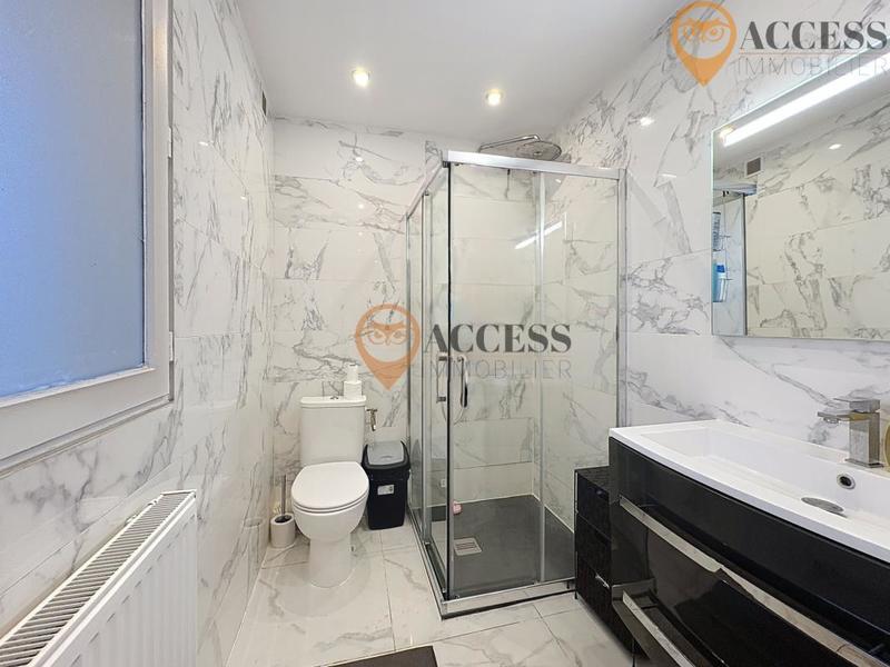 Pavillon - 96 m² - 5 pièces