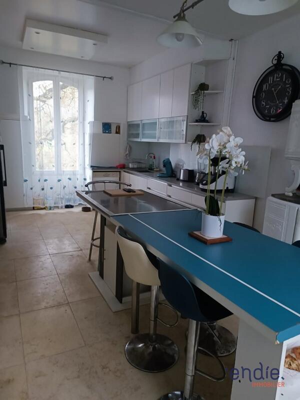 Maison - 175 m² - 7 pièces