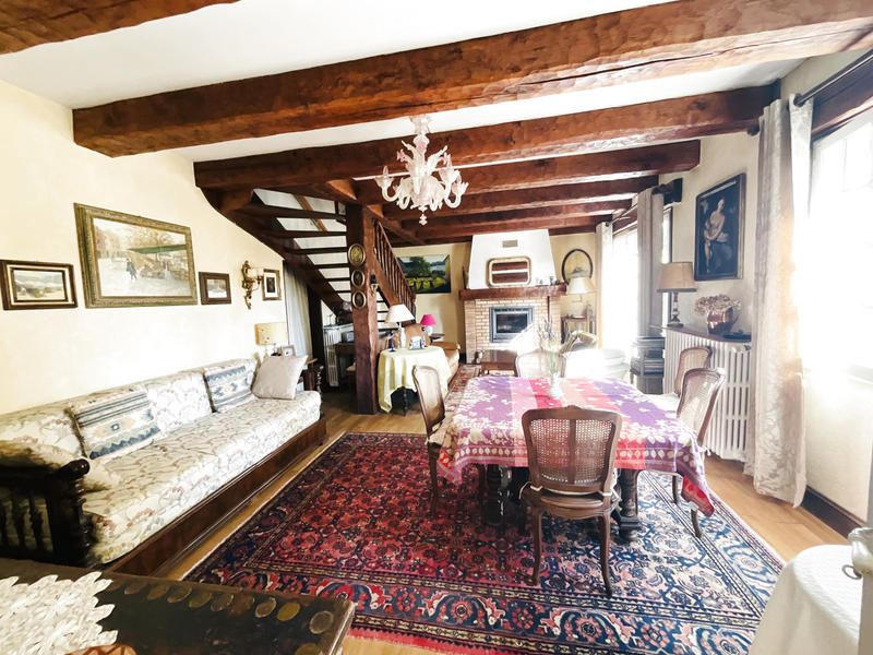 Maison - 138 m² - 7 pièces