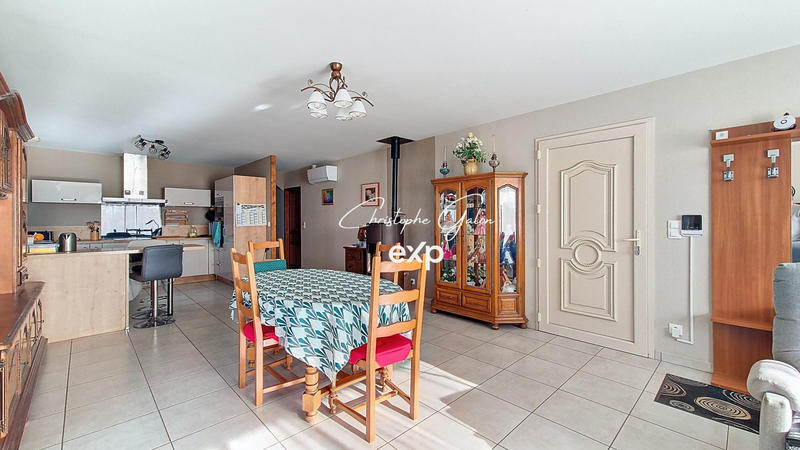 Maison - 123 m² - 5 pièces