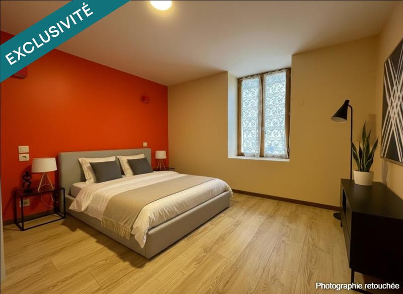 Local commercial - 222 m² - 7 pièces