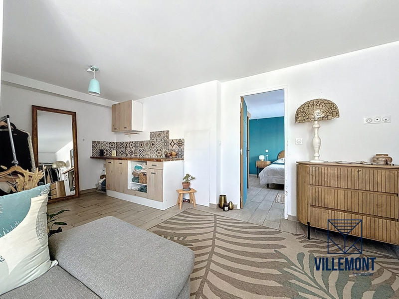 Maison - 210 m² - 9 pièces