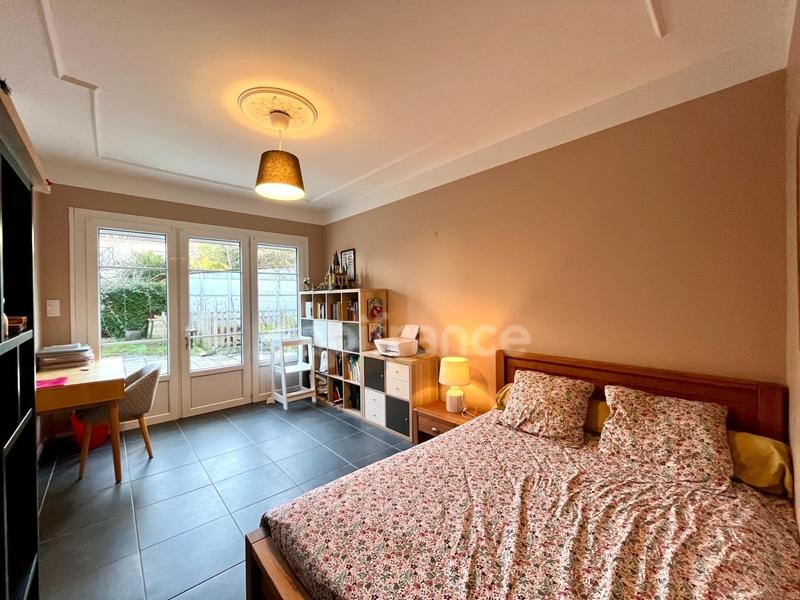 Maison - 135 m² - 6 pièces