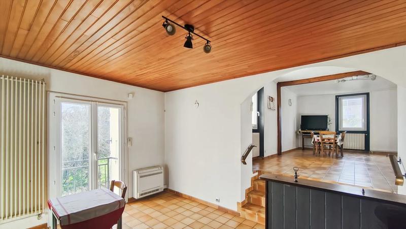Maison - 141 m² - 5 pièces