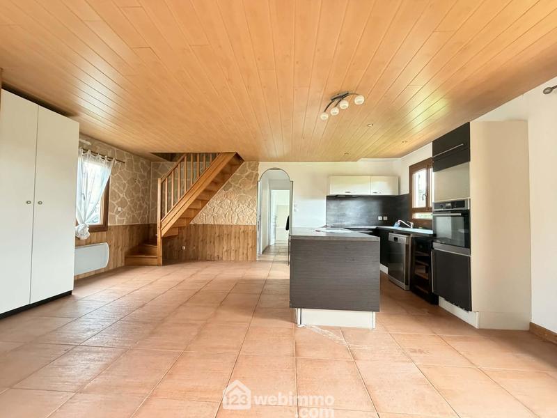 Maison - 127 m² - 6 pièces