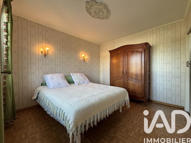 Maison - 206 m² - 10 pièces