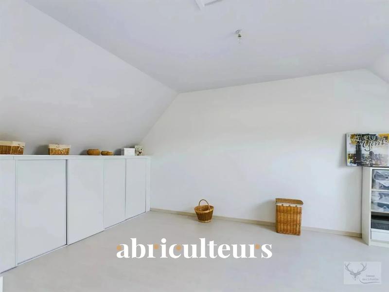 Maison - 152 m² - 6 pièces