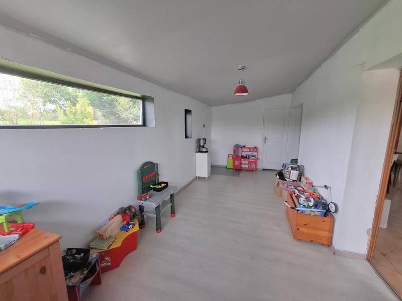 Maison - 111 m² - 5 pièces