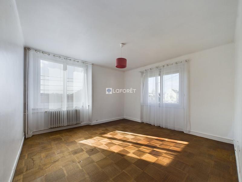 Maison - 128 m² - 7 pièces