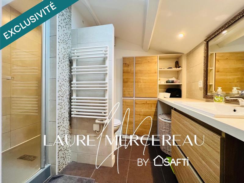 Maison - 180 m² - 7 pièces