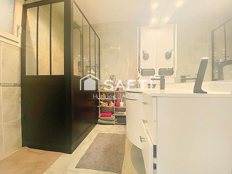 Maison - 192 m² - 8 pièces