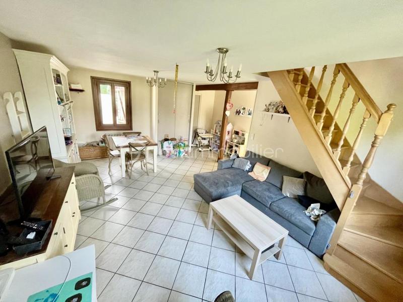 Maison jumelée - 193 m² - 7 pièces