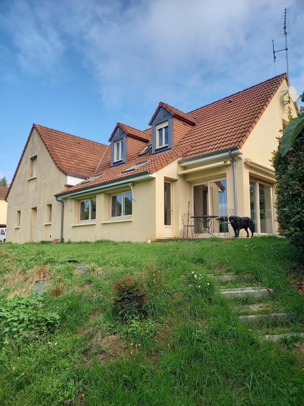 Maison - 190 m² - 8 pièces