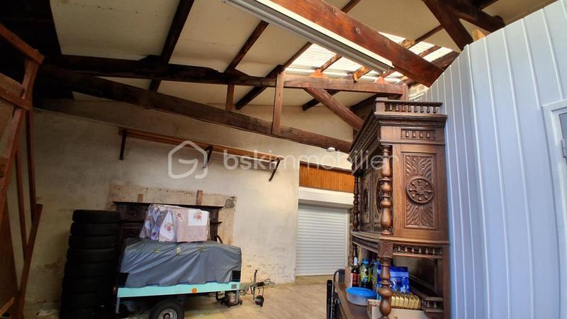 Maison en pierre - 102 m² - 6 pièces