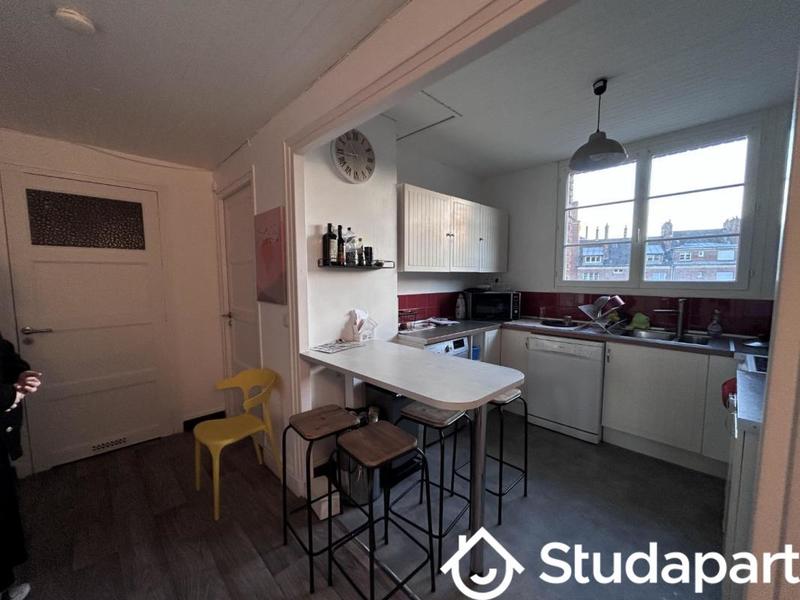 Chambre - 9 m² - 1 pièce