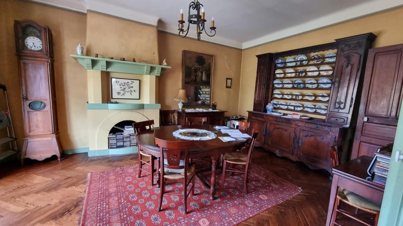 Maison - 314 m² - 10 pièces