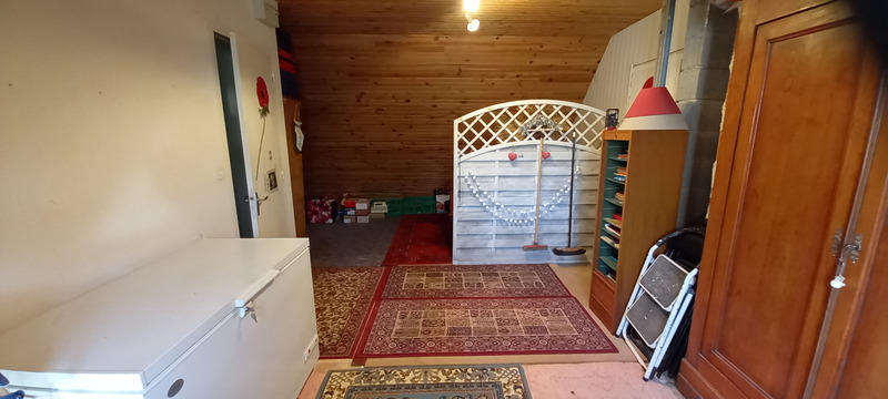 Maison - 127 m² - 8 pièces