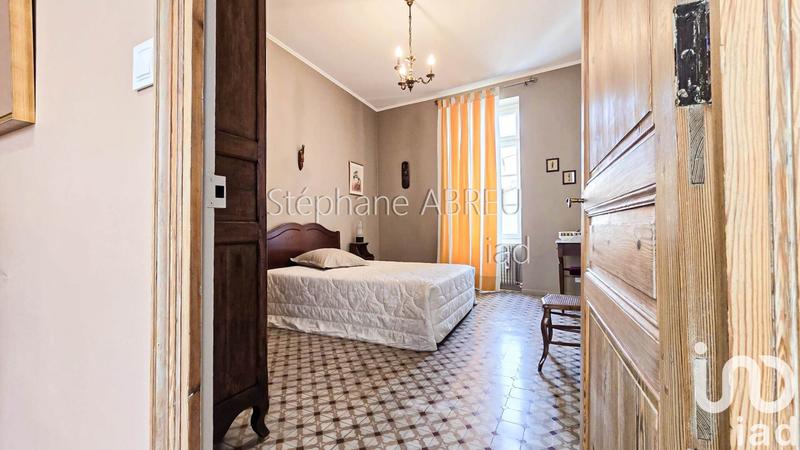 Maison - 297 m² - 9 pièces