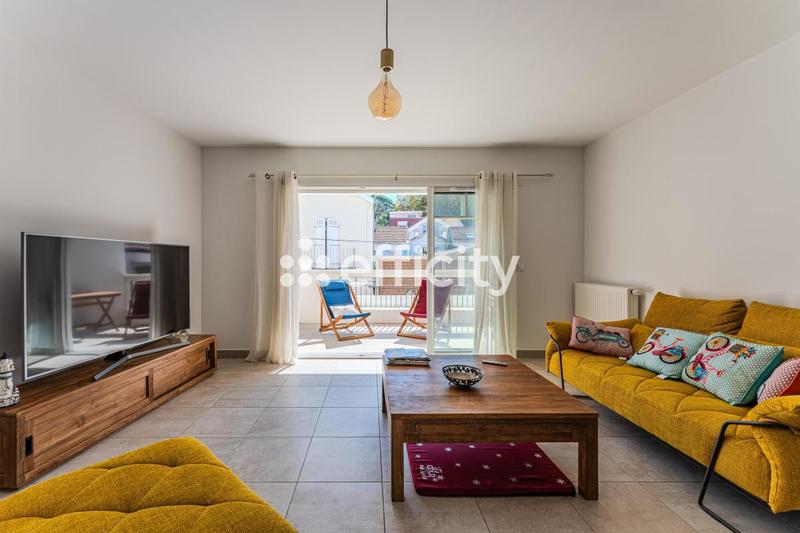 Appartement - 72 m² - 3 pièces