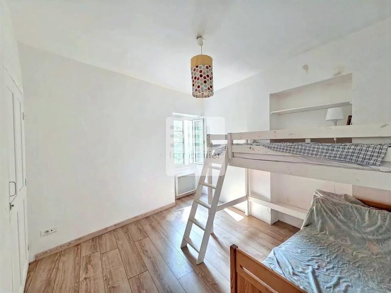 Appartement - 110 m² - 7 pièces