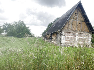 Parking / Garage - 150 m²