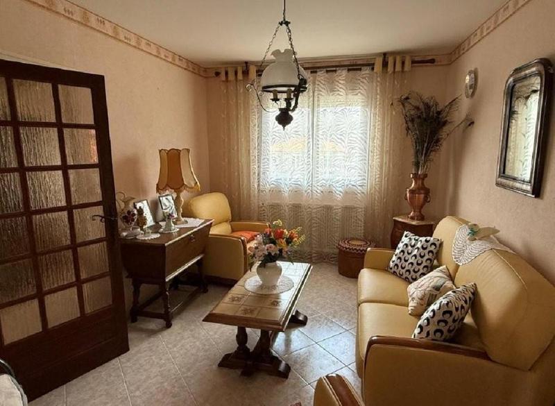 Maison - 111 m² - 5 pièces