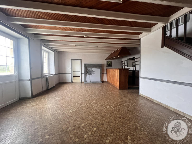 Maison - 129 m² - 7 pièces