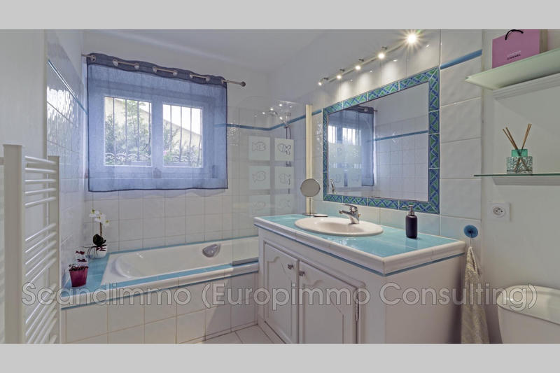 Maison - 162 m² - 7 pièces