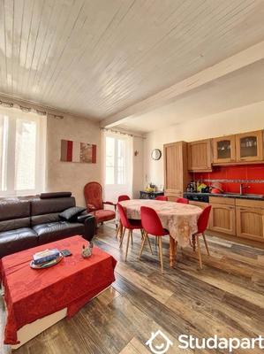 Chambre - 12 m² - 1 pièce