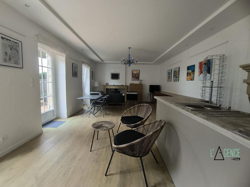 Maison - 225 m² - 5 pièces