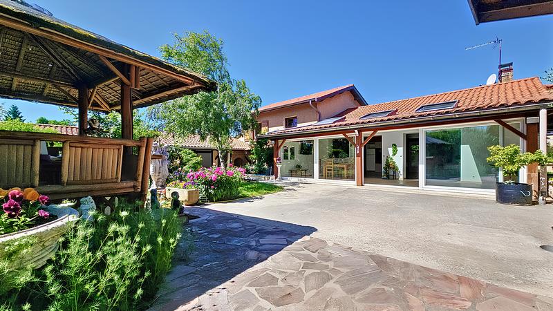 Villa - 226 m² - 5 pièces