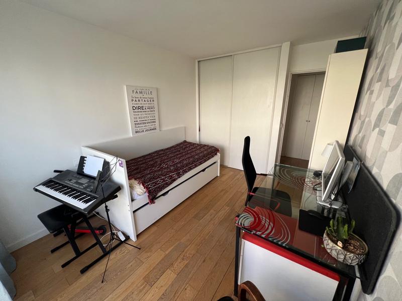 Appartement - 107 m² - 6 pièces