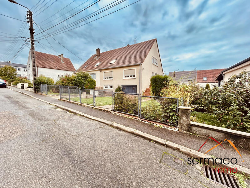 Maison - 150 m² - 8 pièces