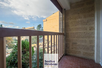 Appartement - 83 m² - 4 pièces