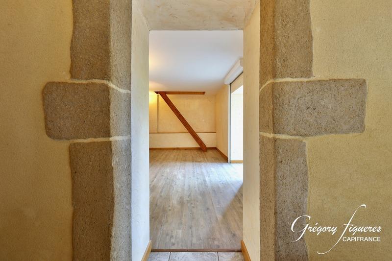 Maison - 224 m² - 7 pièces