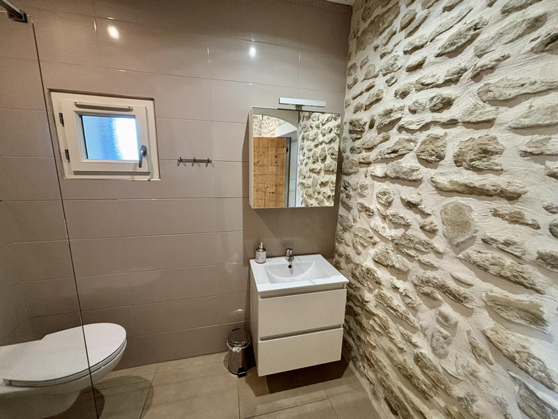 Mas - 185 m² - 5 pièces