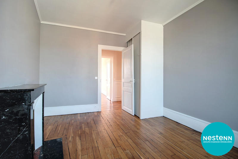 Appartement - 82 m² - 3 pièces