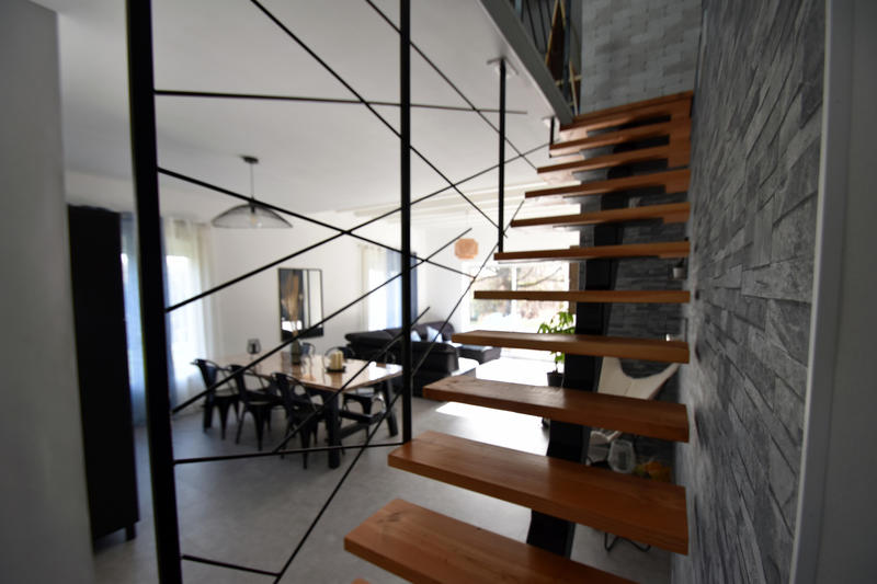 Maison - 175 m² - 6 pièces