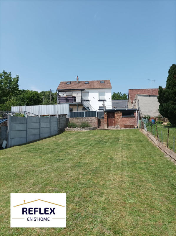 Maison - 102 m² - 5 pièces