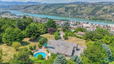 Villa - 190 m² - 7 pièces