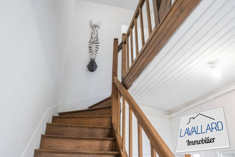 Maison traditionnelle - 110 m² - 7 pièces