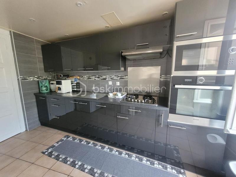 Maison - 133 m² - 7 pièces