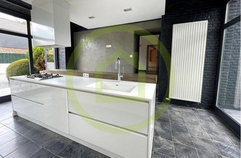 Maison ancienne - 224 m² - 7 pièces