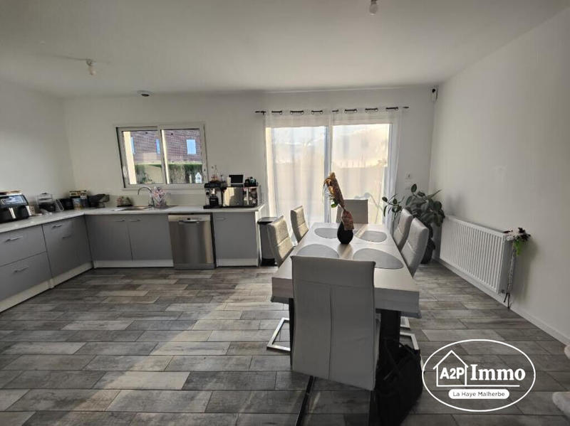 Maison - 100 m² - 4 pièces